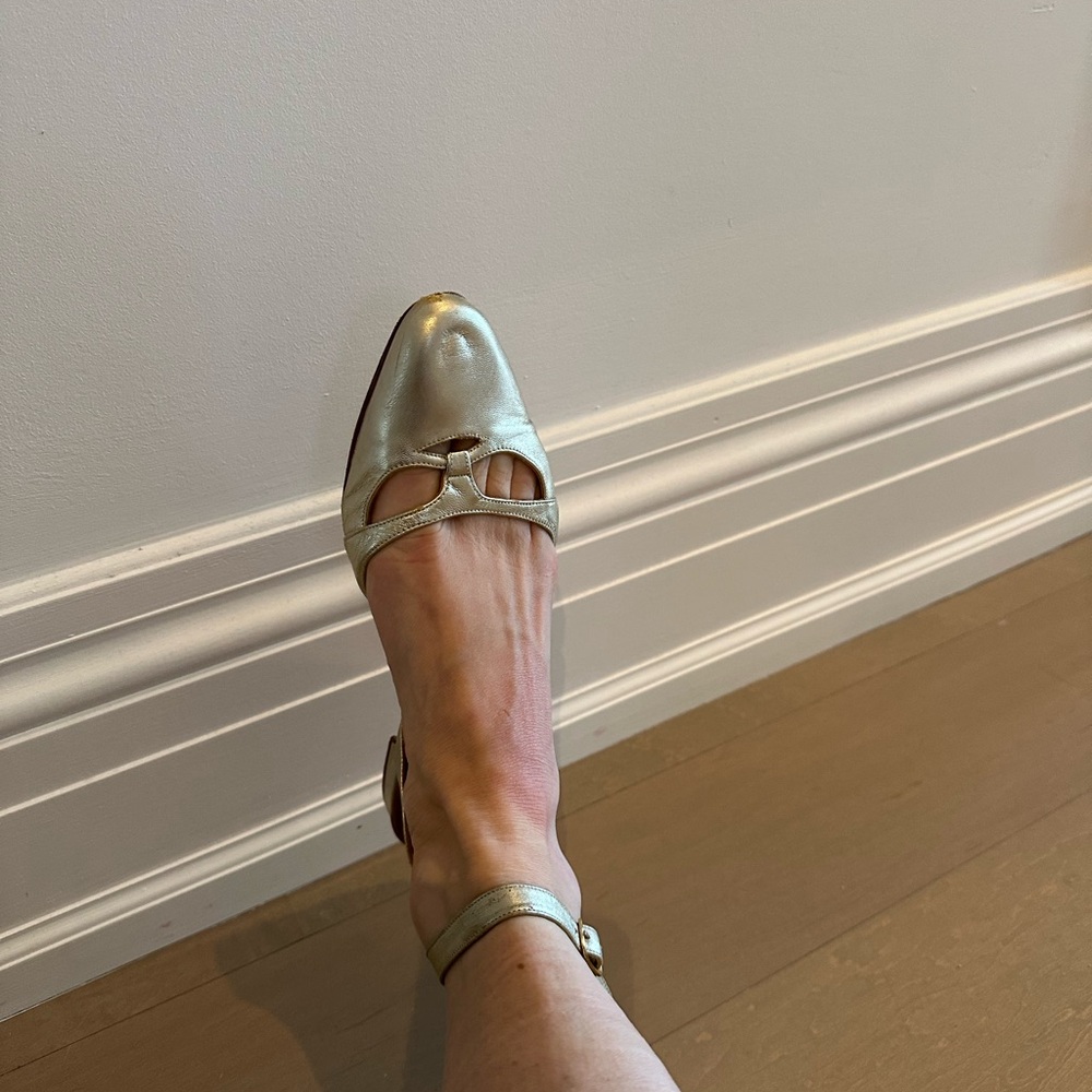 Manolo Blahnik Metallic Gold Slingback Flats - Picture 2 of 5